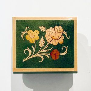 Reuge Green Maple Music Box Salute Croix Switzerland Floral Marquetry